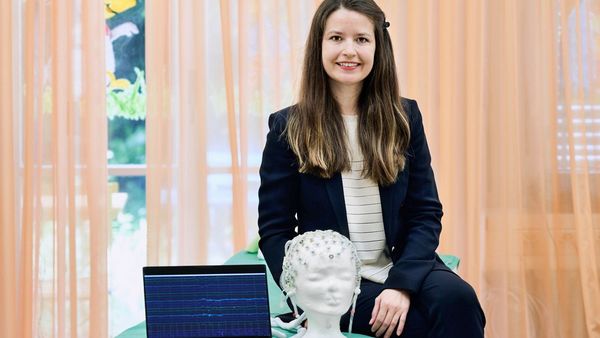 Jelena Skorucak and her software program that identifies major spikes in the brain activity of children